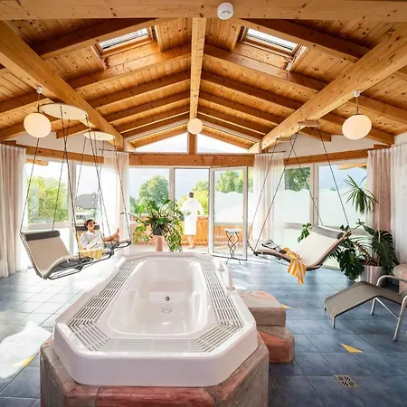 Apartmanhotel Wellness Parth Ossiach