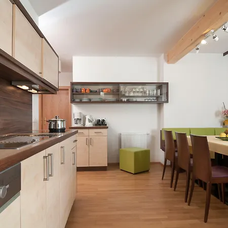 Wellness Parth أوسياخ