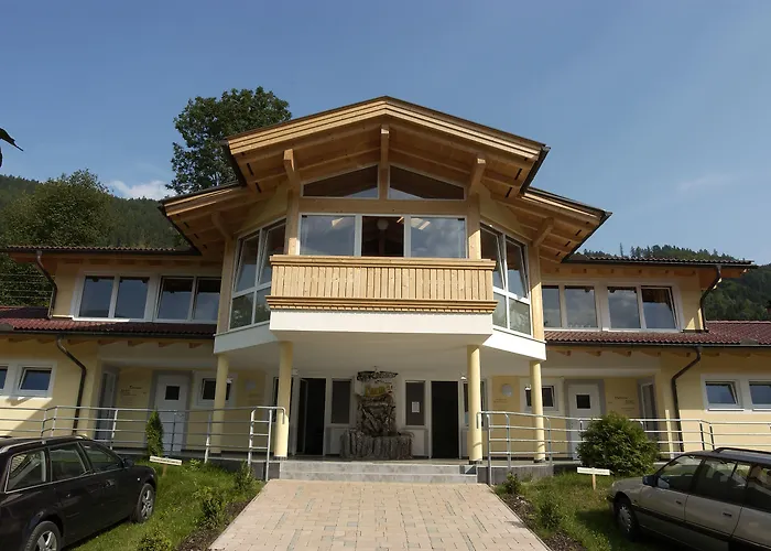 Lägenhetshotell Wellness Parth 4*